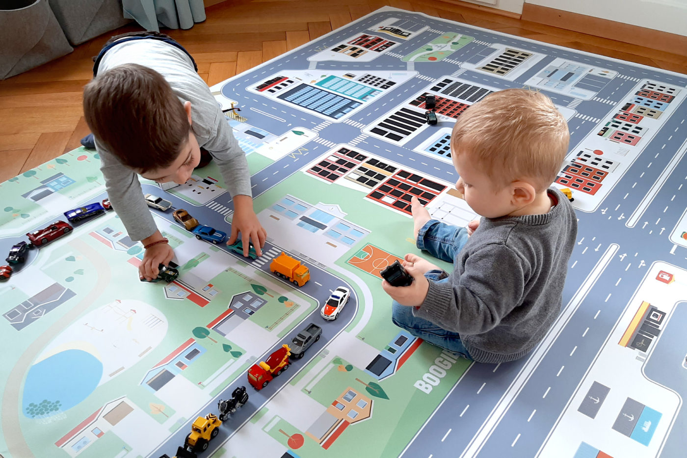 Luluche - Tapis de jeu avec des routes pour petites voitures