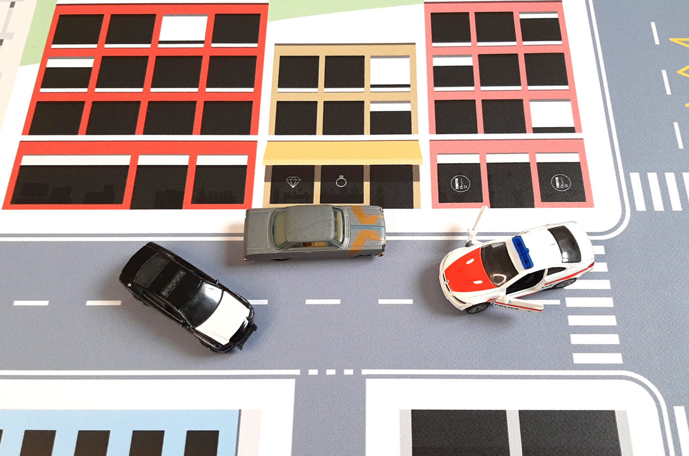 Luluche - Le meilleur tapis avec des routes pour les petites voitures
